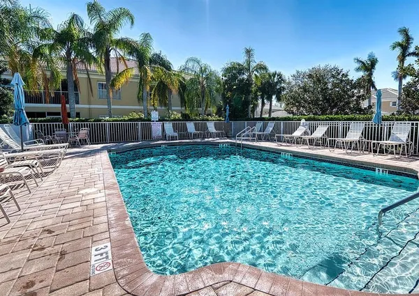$329,000 | 6318 Grand Oak Circle, Unit 201, Bradenton, FL 34203