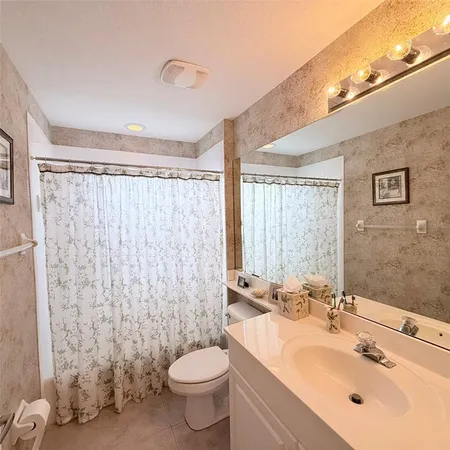 $329,000 | 6318 Grand Oak Circle, Unit 201, Bradenton, FL 34203