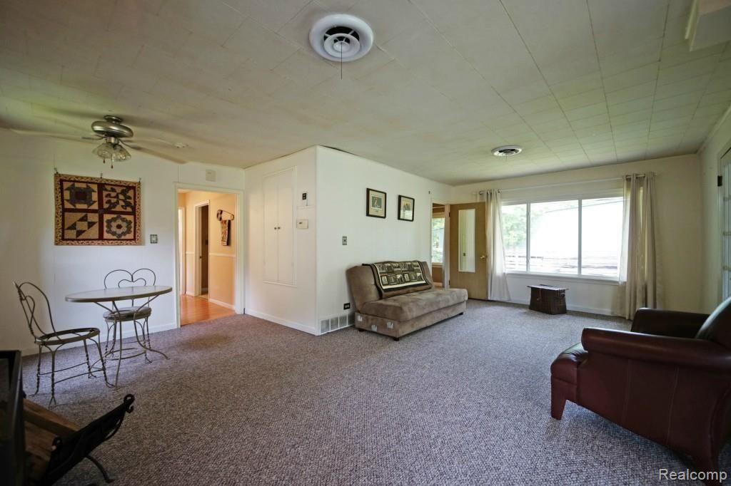 9122 Mcgregor Road Pinckney, MI 48169 - Photo 18 of 29 Gallery Image 18