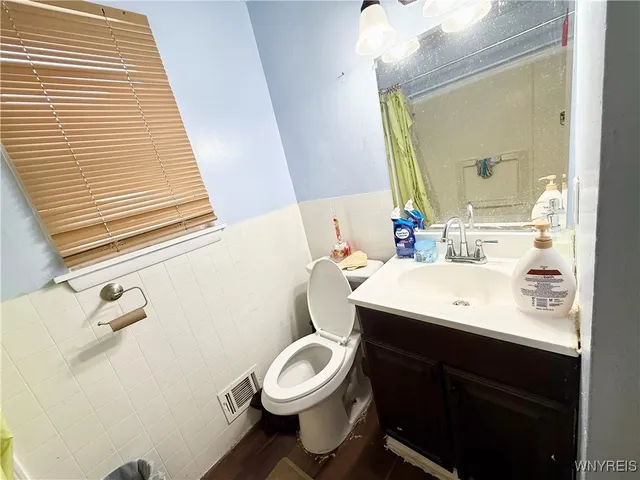 $349,000 | 1294 George Urban Boulevard, Cheektowaga, NY 14225