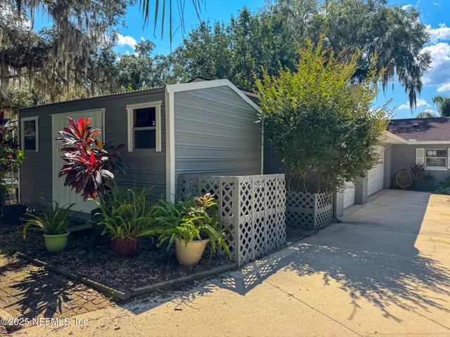 $629,000 | 460 Southeast 4th Avenue, Melrose, FL 32666