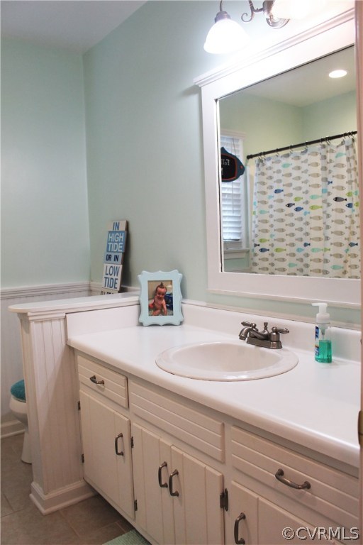 10340 North Donegal Road Chesterfield, VA 23832 - Photo 39 of 49 a bathroom with a sink and a mirror