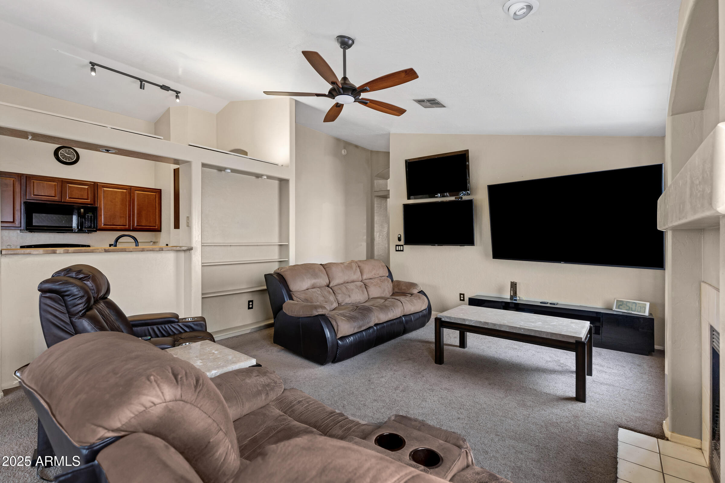3711 East Long Lake Road Phoenix, AZ 85048 - Photo 7 of 27 Living Room