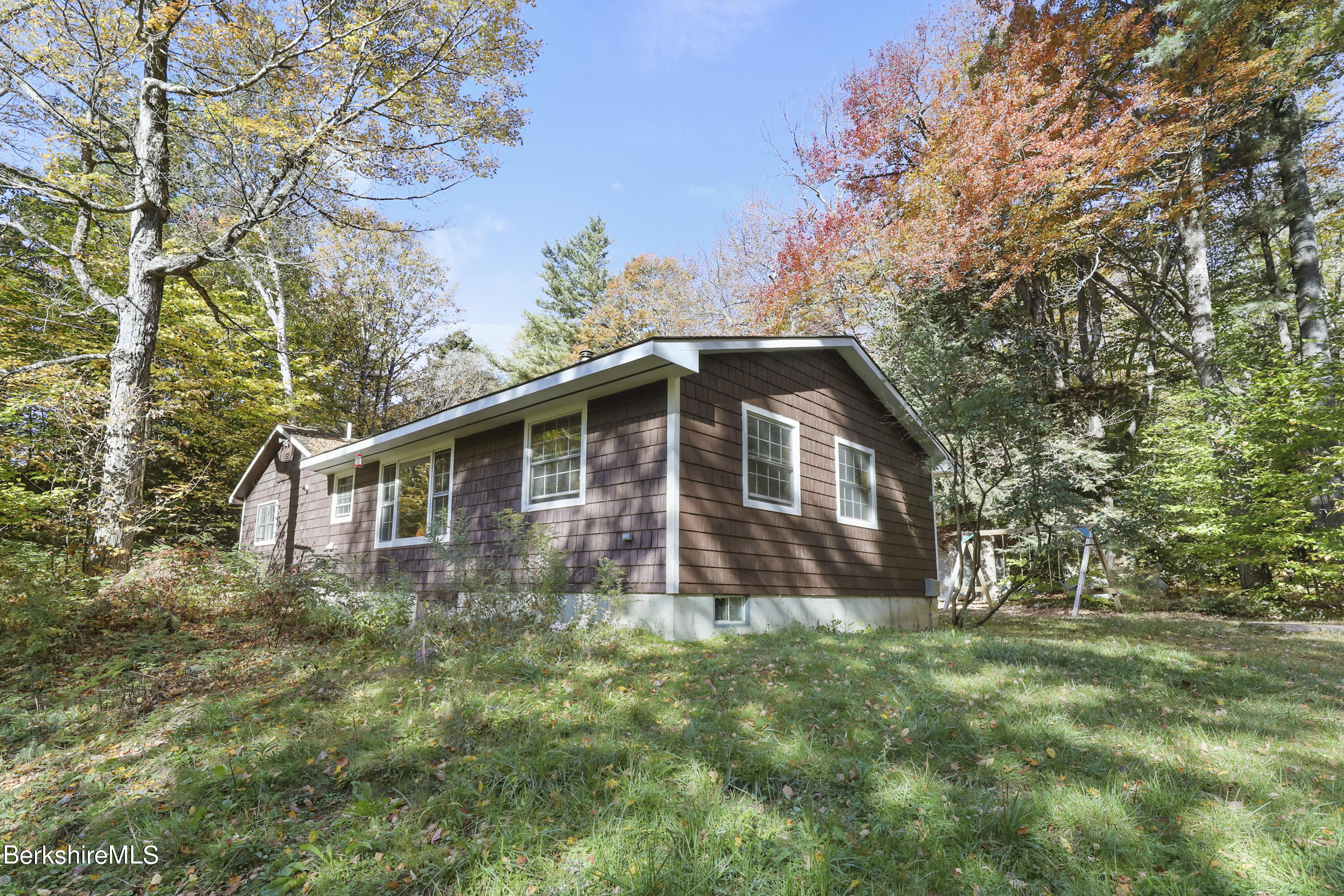 316 Chapel Road Savoy, MA 01256 - Photo 27 of 36 Back of House