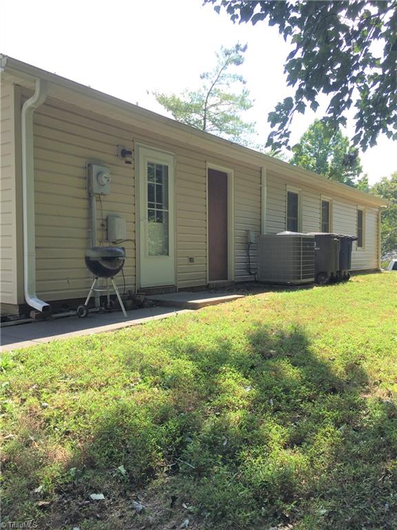 3516 Cedar Post Road Winston-Salem, NC 27127 - Photo 3 of 17 Gallery Image 3