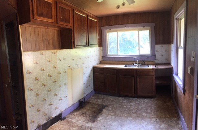 811 Cove Road Weirton, WV 26062 - Photo 9 of 10 Gallery Image 9