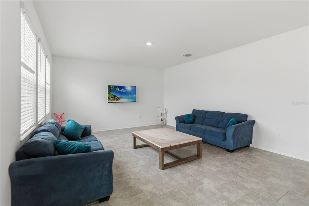 4178 Conjunction Way Apopka, FL 32712 - Photo 8 of 33