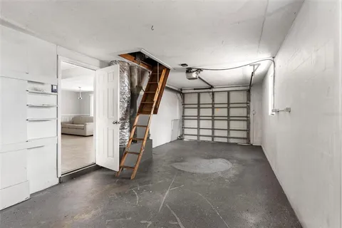 a view of a garage room