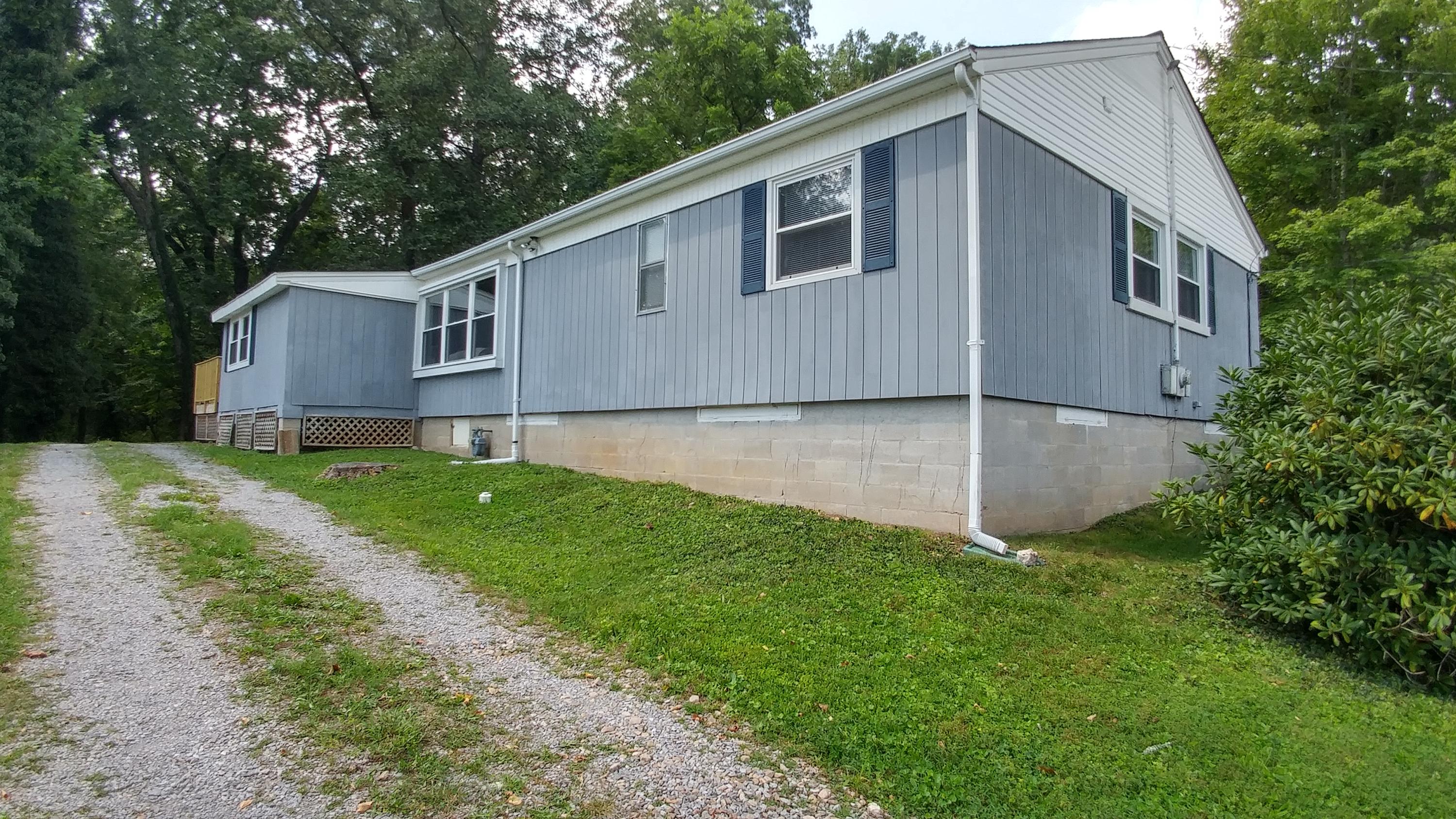 116 Cahill Lane Oak Ridge, TN 37830 - Photo 14 of 19 0822171457a_HDR
