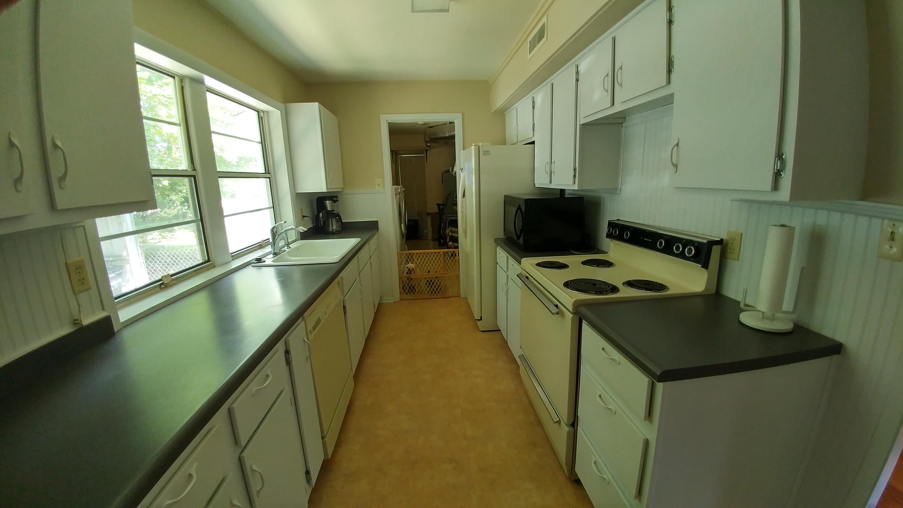 116 Cahill Lane Oak Ridge, TN 37830 - Photo 8 of 19 0822171449b_HDR
