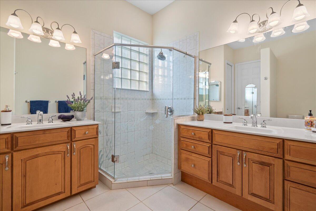 72 Waterway Road Jupiter, FL 33469 - Photo 19 of 57 Primary Bathroom