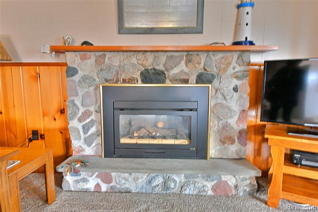 8834 Iroquois Road St. Helen, MI 48656 - Photo 9 of 21
