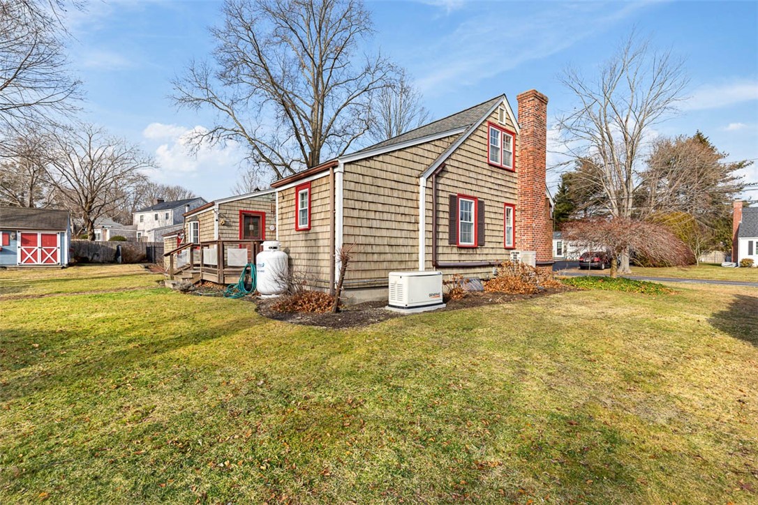 6 Ledge Road Barrington, RI 02806 - Photo 30 of 34