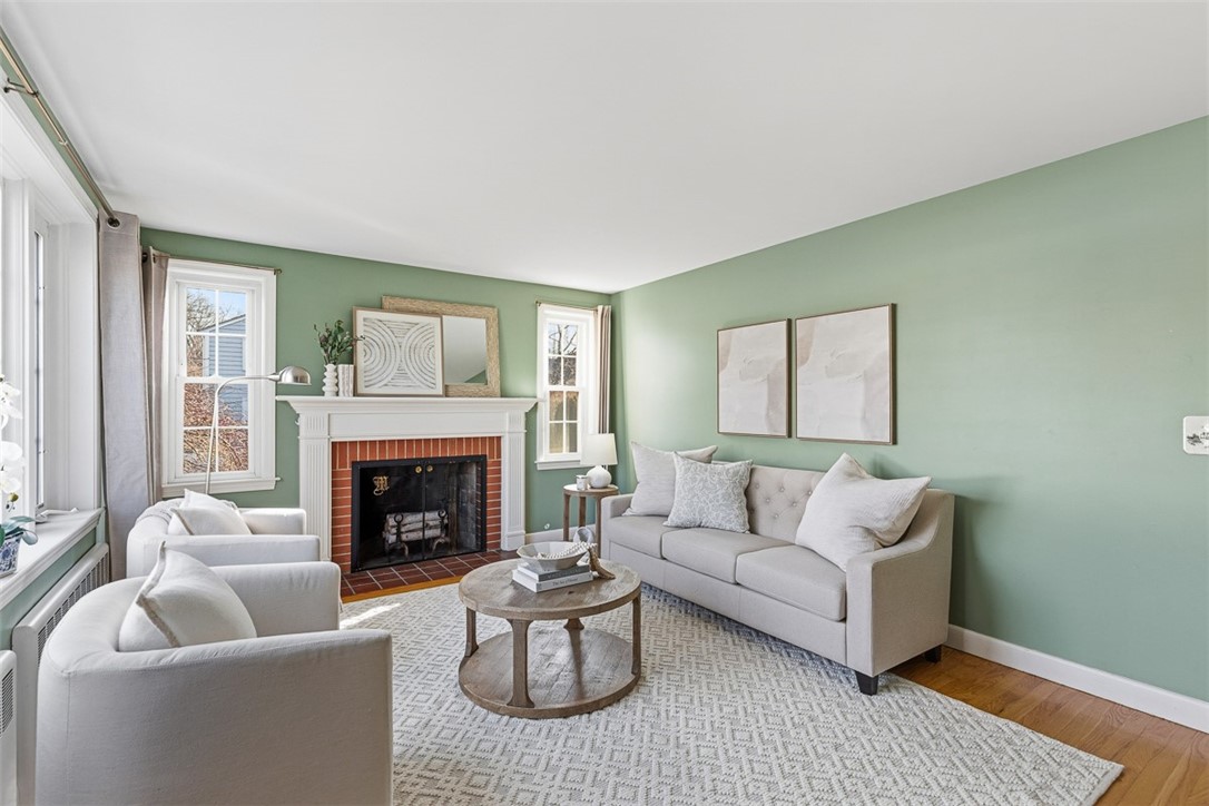 6 Ledge Road Barrington, RI 02806 - Photo 6 of 34