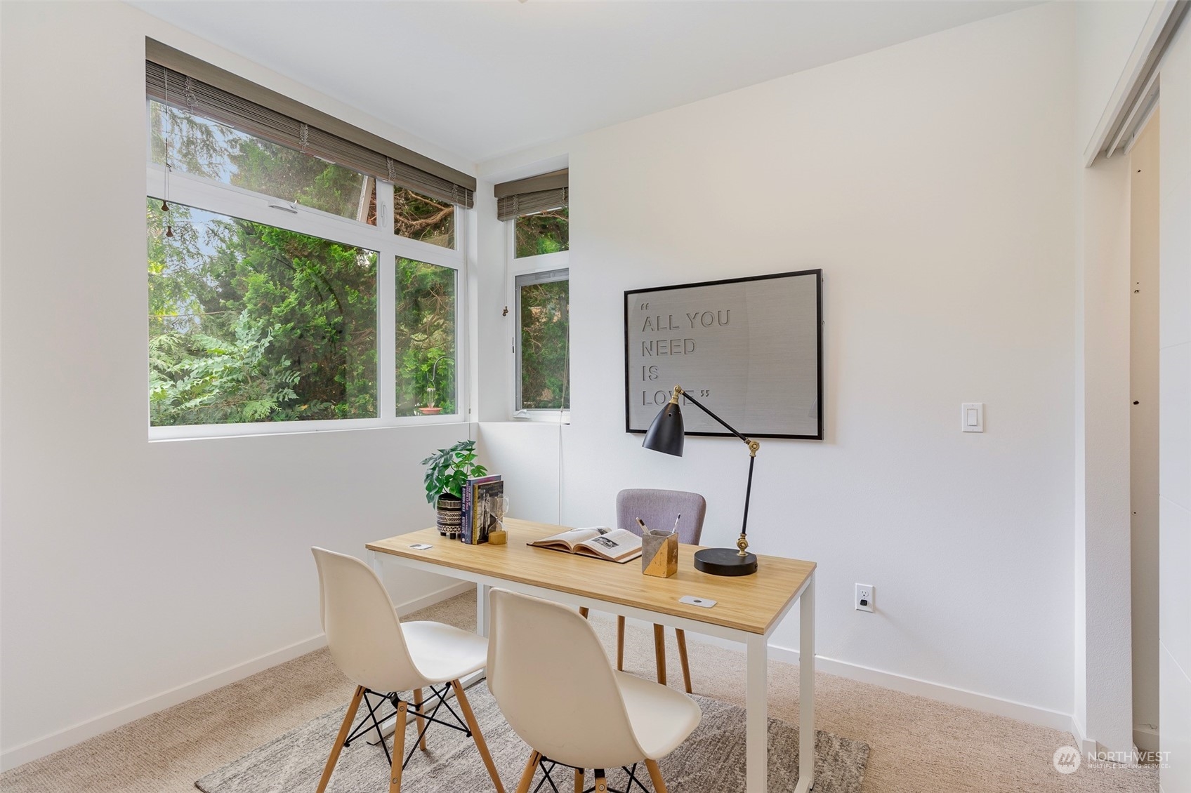 2425 8th Avenue North Seattle, WA 98109 - Photo 19 of 30