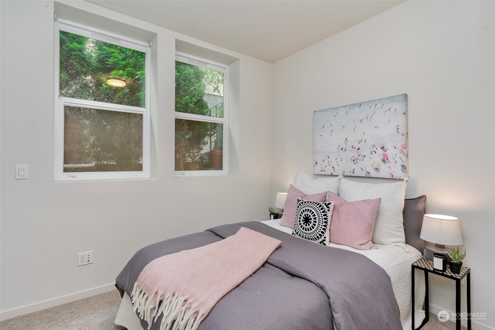 2425 8th Avenue North Seattle, WA 98109 - Photo 20 of 30