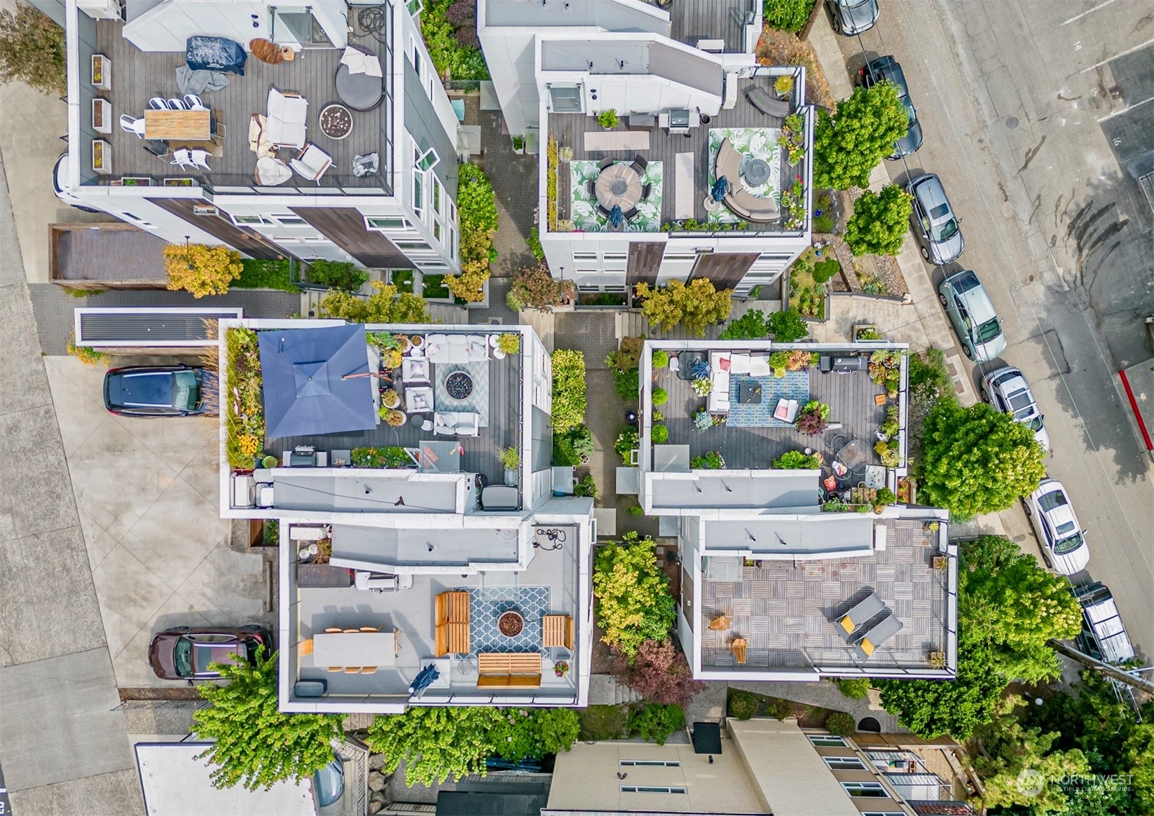 2425 8th Avenue North Seattle, WA 98109 - Photo 28 of 30