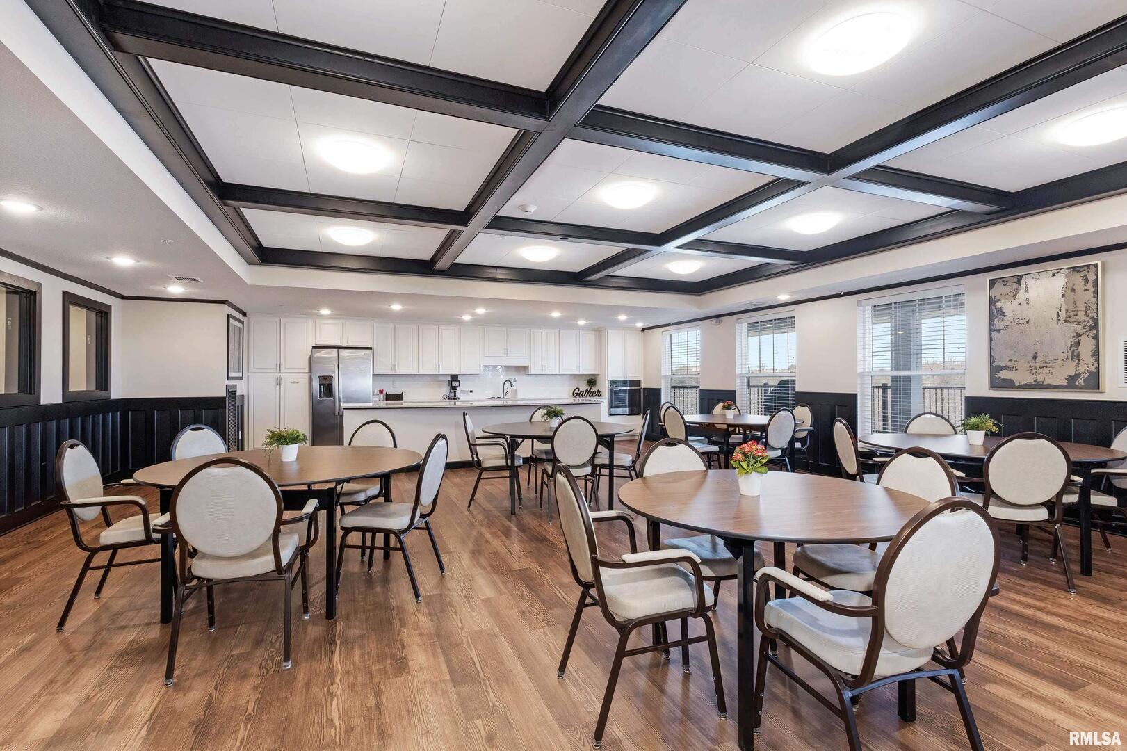 2592 Middle Road, Unit 220 Bettendorf, IA 52722 - Photo 16 of 19