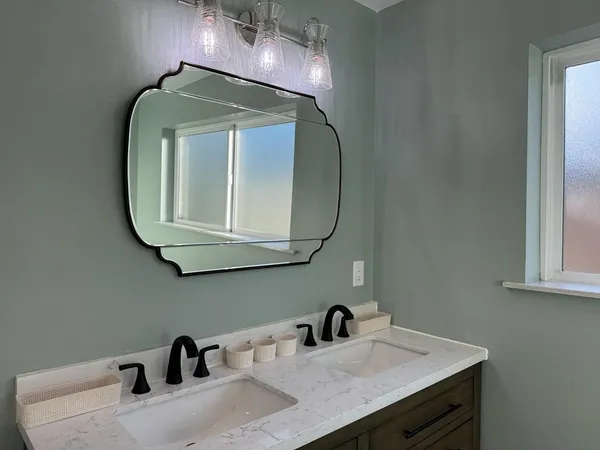 $3,600 | 6843 East Loma Land Drive, Scottsdale, AZ 85257