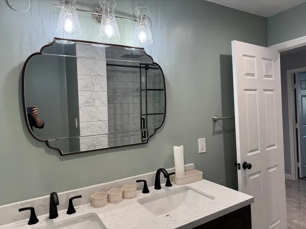 $3,600 | 6843 East Loma Land Drive, Scottsdale, AZ 85257