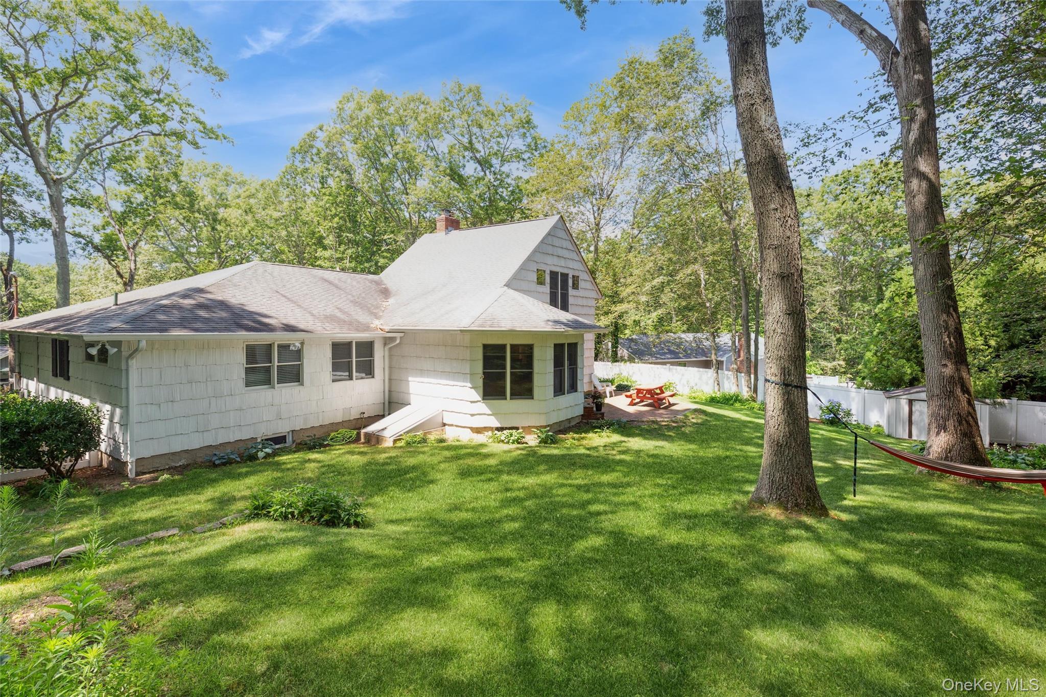 23 Eastwood Road Miller Place, NY 11764 - Photo 25 of 28