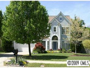 524 Clearbrook Road Matthews, NC 28105 - Photo 1 of 8 Gallery Image 1