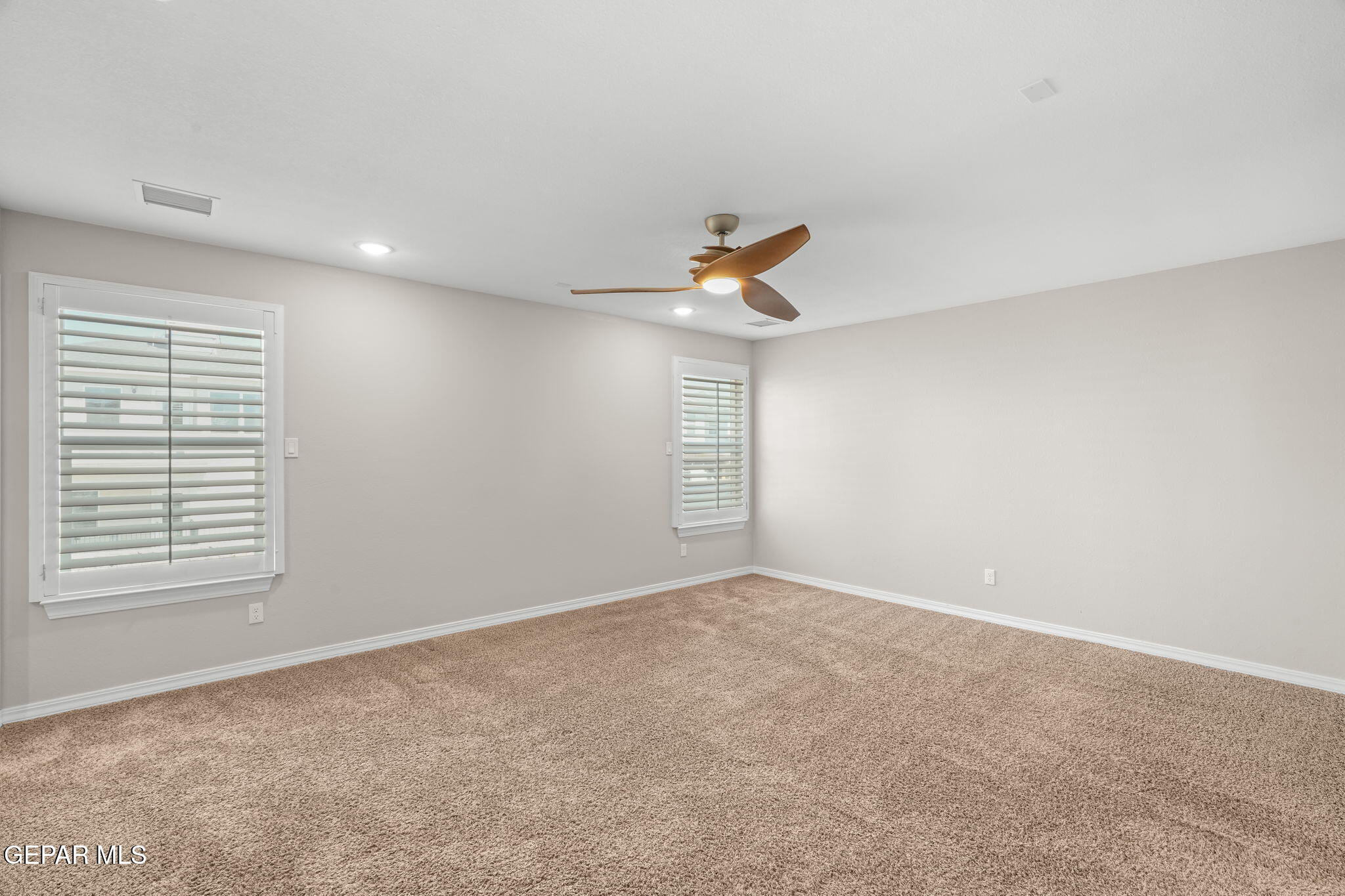 7829 Enchanted Ridge Drive El Paso, TX 79911 - Photo 24 of 45 7829 Enchanted Ridge Ave-33