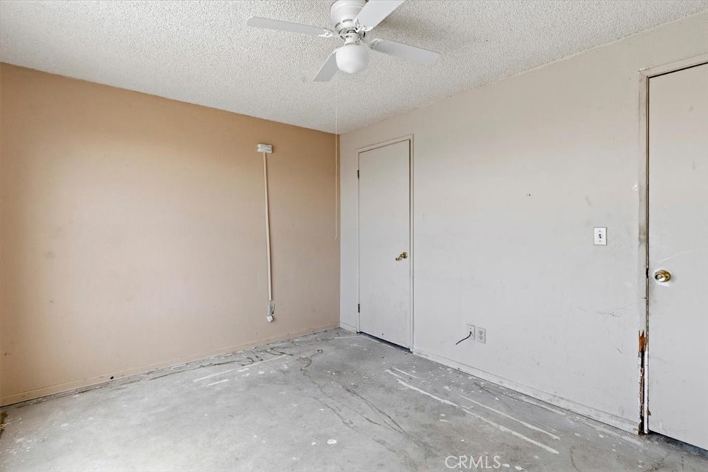 8885 Corto Road Apple Valley, CA 92308 - Photo 12 of 30 Gallery Image 12