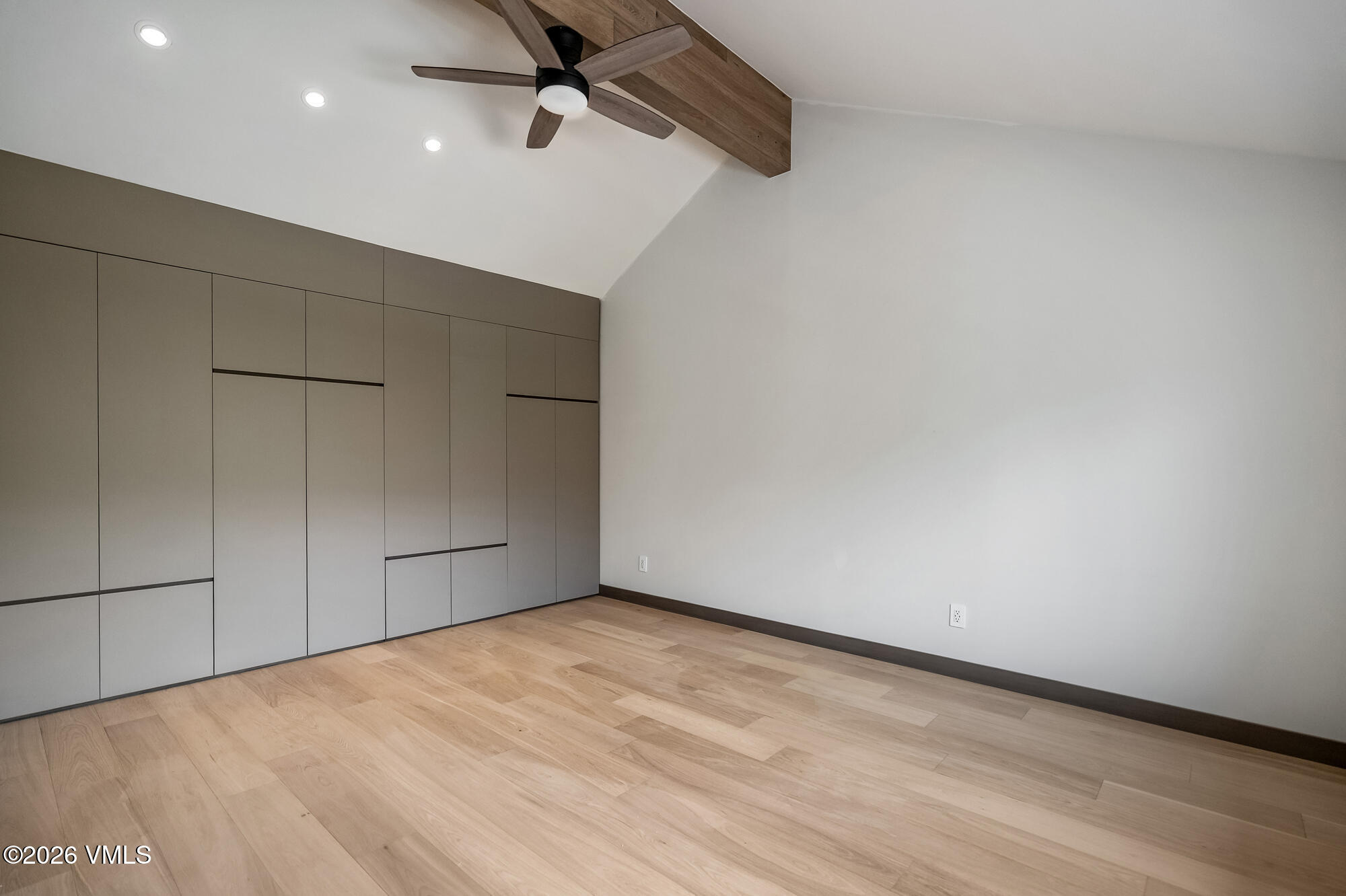 160 Riverside Court, Unit 4 Avon, CO 81620 - Photo 13 of 21 DSC09728_1