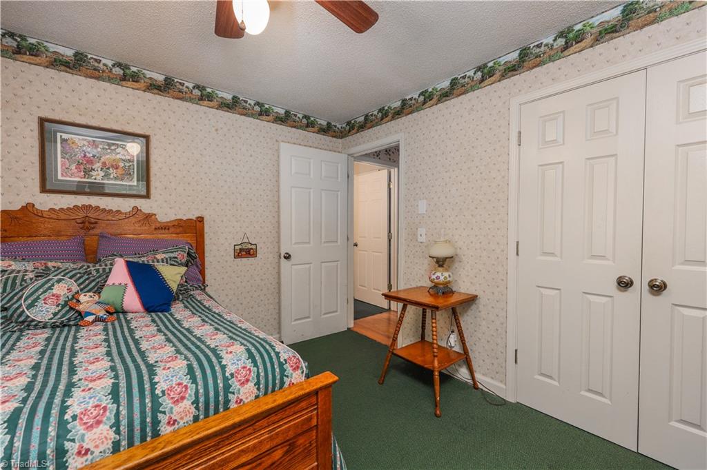 328 Oakgrove Road Asheboro, NC 27205 - Photo 29 of 47 Gallery Image 29