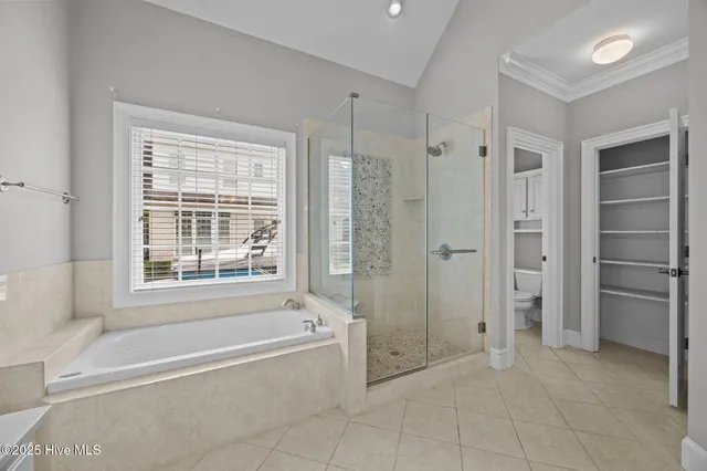 $635,000 | 809 Chesapeake Place, Greenville, NC 27858