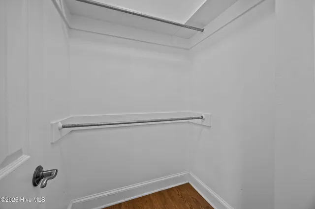 $635,000 | 809 Chesapeake Place, Greenville, NC 27858