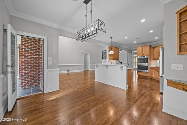 $635,000 | 809 Chesapeake Place, Greenville, NC 27858