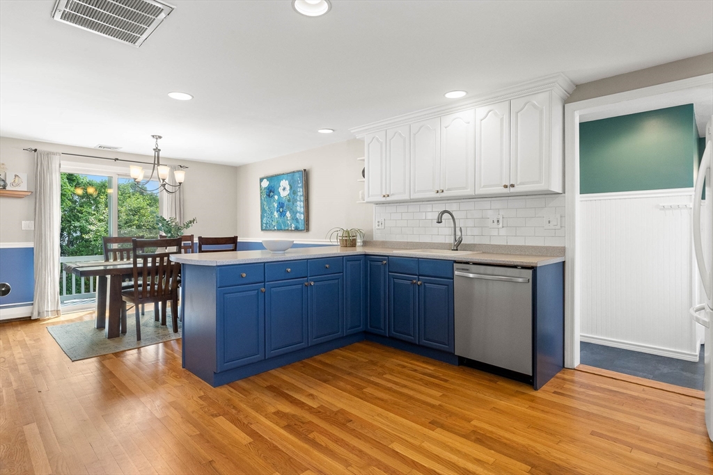 8 Sachem Road Peabody, MA 01960 - Photo 5 of 40 Gallery Image 5