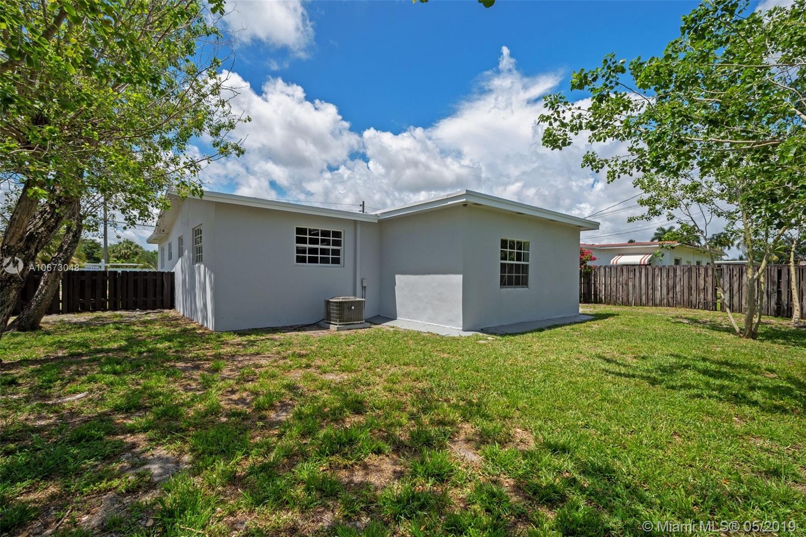 5601 Harding Street Hollywood, FL 33021 - Photo 14 of 15 Gallery Image 14