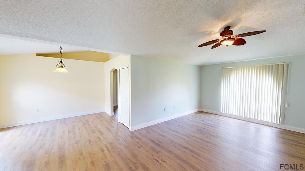 75 Raintree Place Palm Coast, FL 32164 - Photo 11 of 31 MARVELOUS DINING NOOK & FAMILY ROOM!