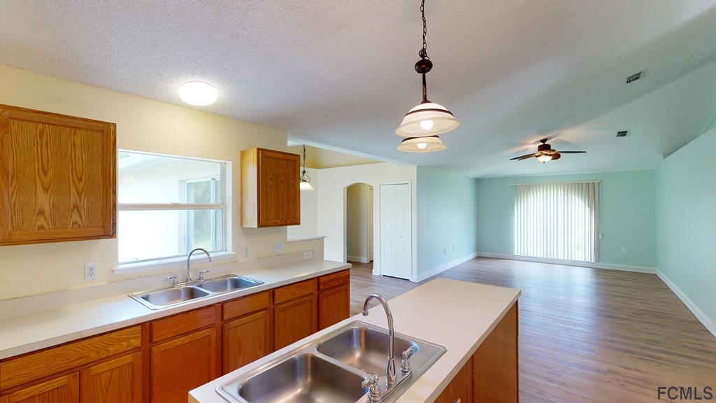 75 Raintree Place Palm Coast, FL 32164 - Photo 10 of 31 OVERVIEW