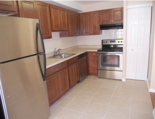 920 Ridge Square, Unit 113 Elk Grove Village, IL 60007 - Photo 5 of 12