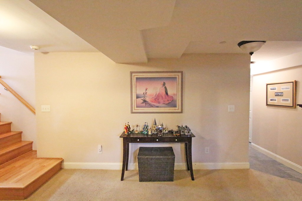 84 Round Hill Road, Unit A Northampton, MA 01060 - Photo 28 of 30 Gallery Image 28