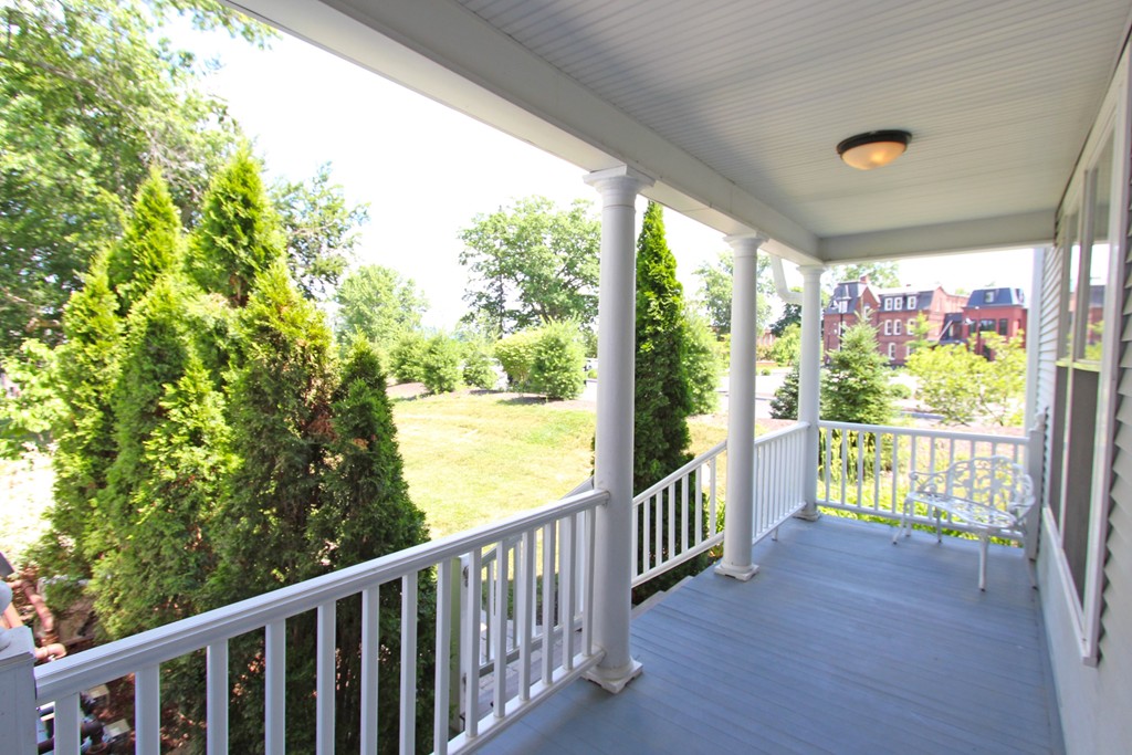 84 Round Hill Road, Unit A Northampton, MA 01060 - Photo 8 of 30 Gallery Image 8
