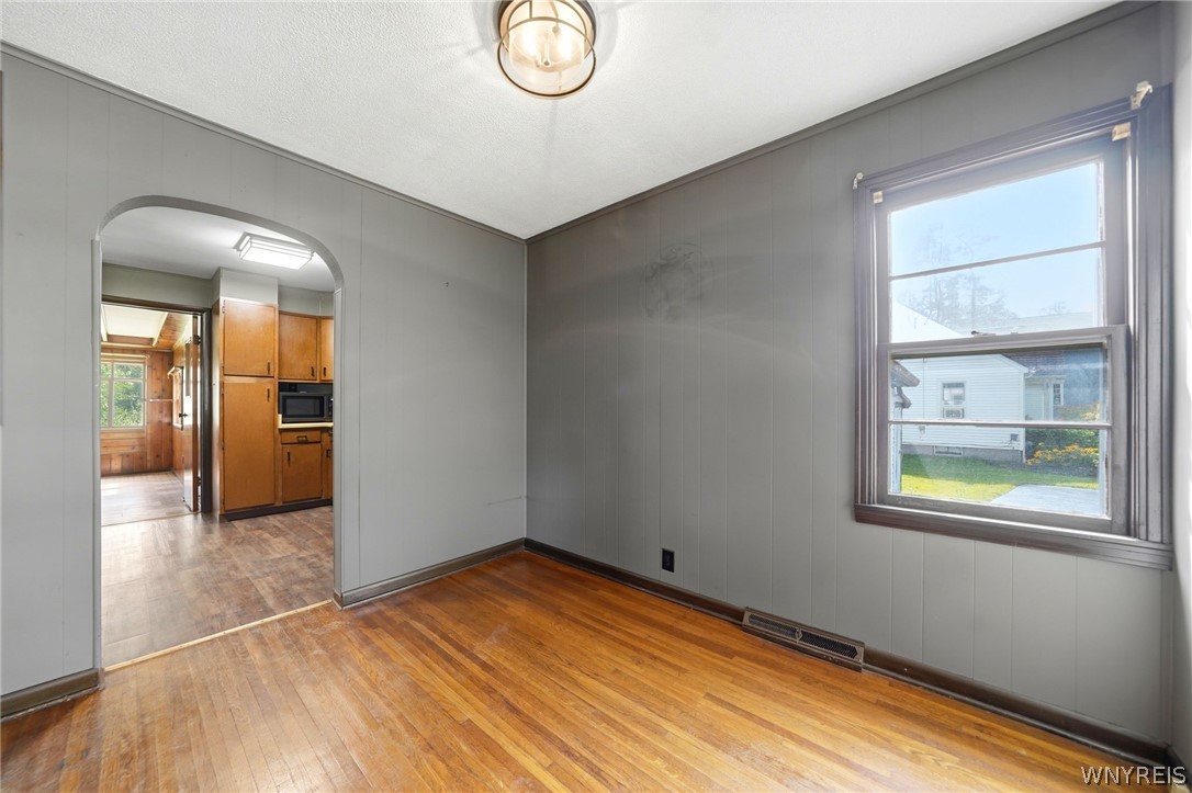 1141 Bowen Road Elma, NY 14059 - Photo 8 of 44 Gallery Image 8