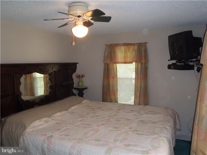 228 New Jersey Road Brooklawn, NJ 08030 - Photo 16 of 18 Bedroom - Main