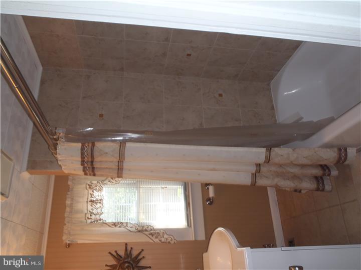 228 New Jersey Road Brooklawn, NJ 08030 - Photo 17 of 18 Bathroom
