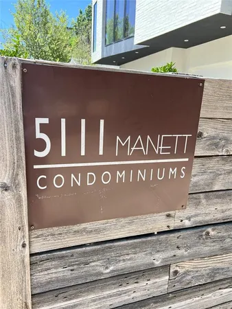 $1,875 | 5111 Manett Street, Unit 208, Dallas, TX 75206