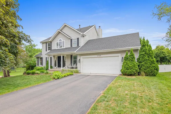 $525,000 | 12705 Durango Place, Apple Valley, MN 55124