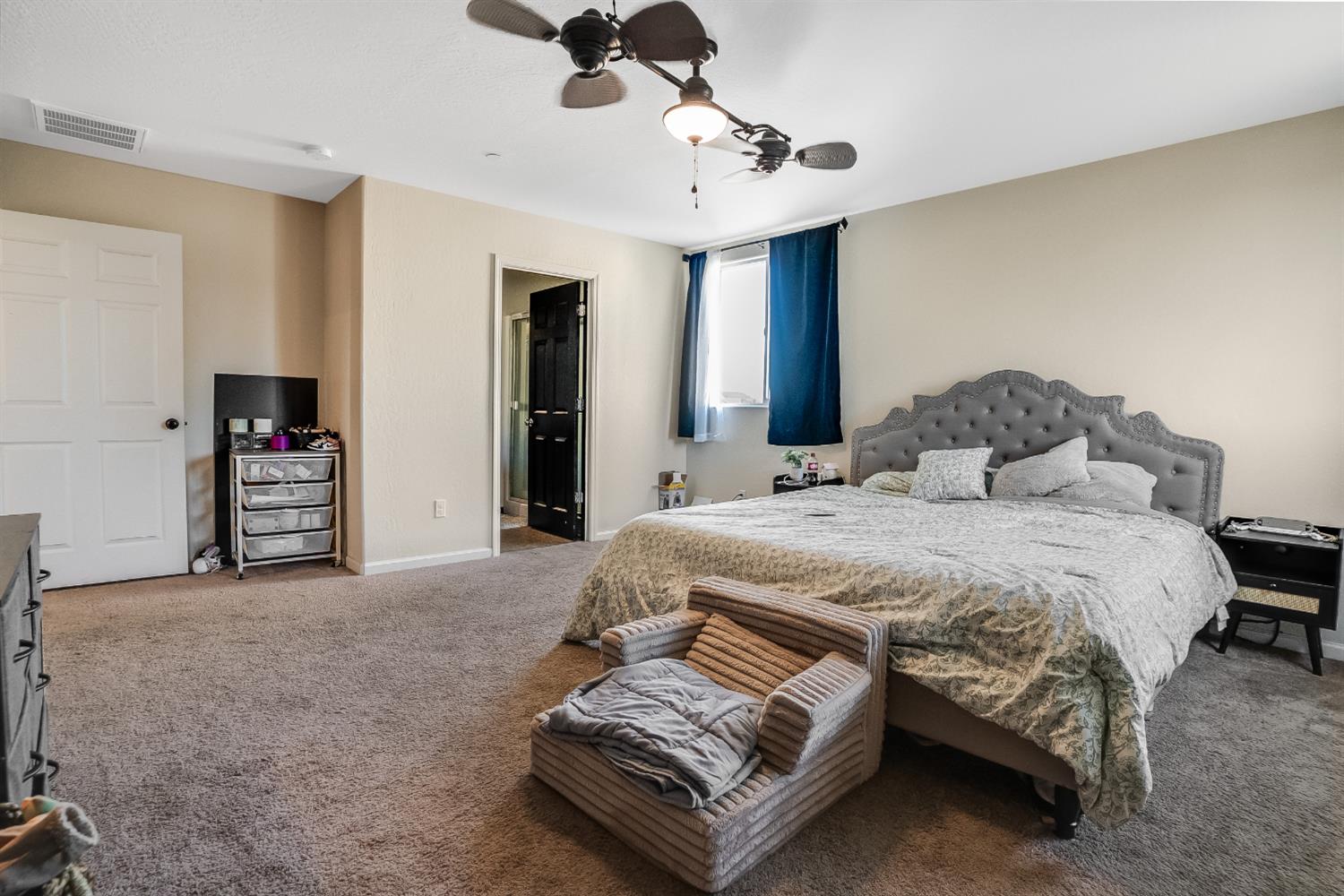 1869 East Gum Avenue Reedley, CA 93654 - Photo 25 of 27