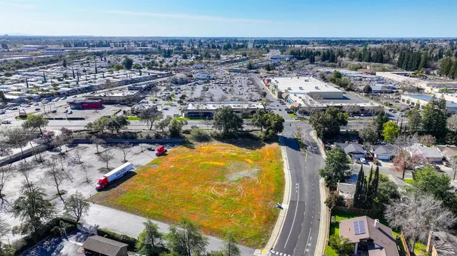 $1,550,000 | 11100 Trinity River Drive, Rancho Cordova, CA 95670