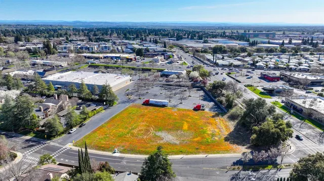 $1,550,000 | 11100 Trinity River Drive, Rancho Cordova, CA 95670