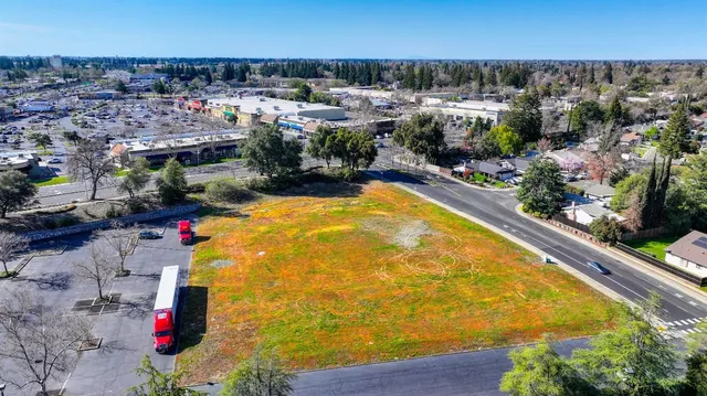 $1,550,000 | 11100 Trinity River Drive, Rancho Cordova, CA 95670