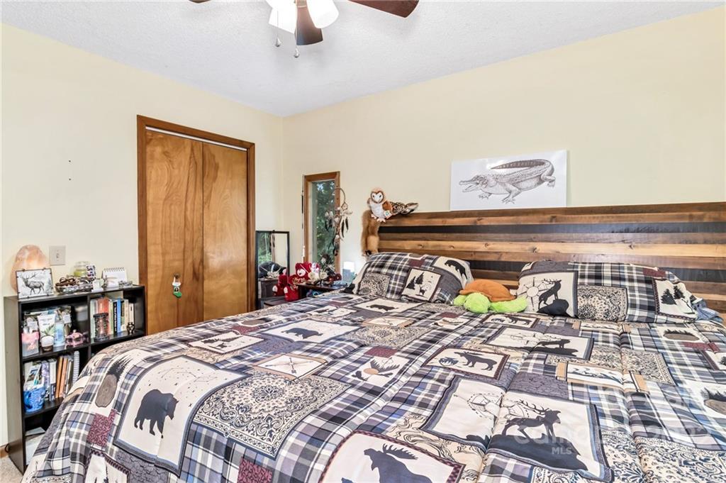 315 Dolan Road Waynesville, NC 28786 - Photo 20 of 33 Gallery Image 20